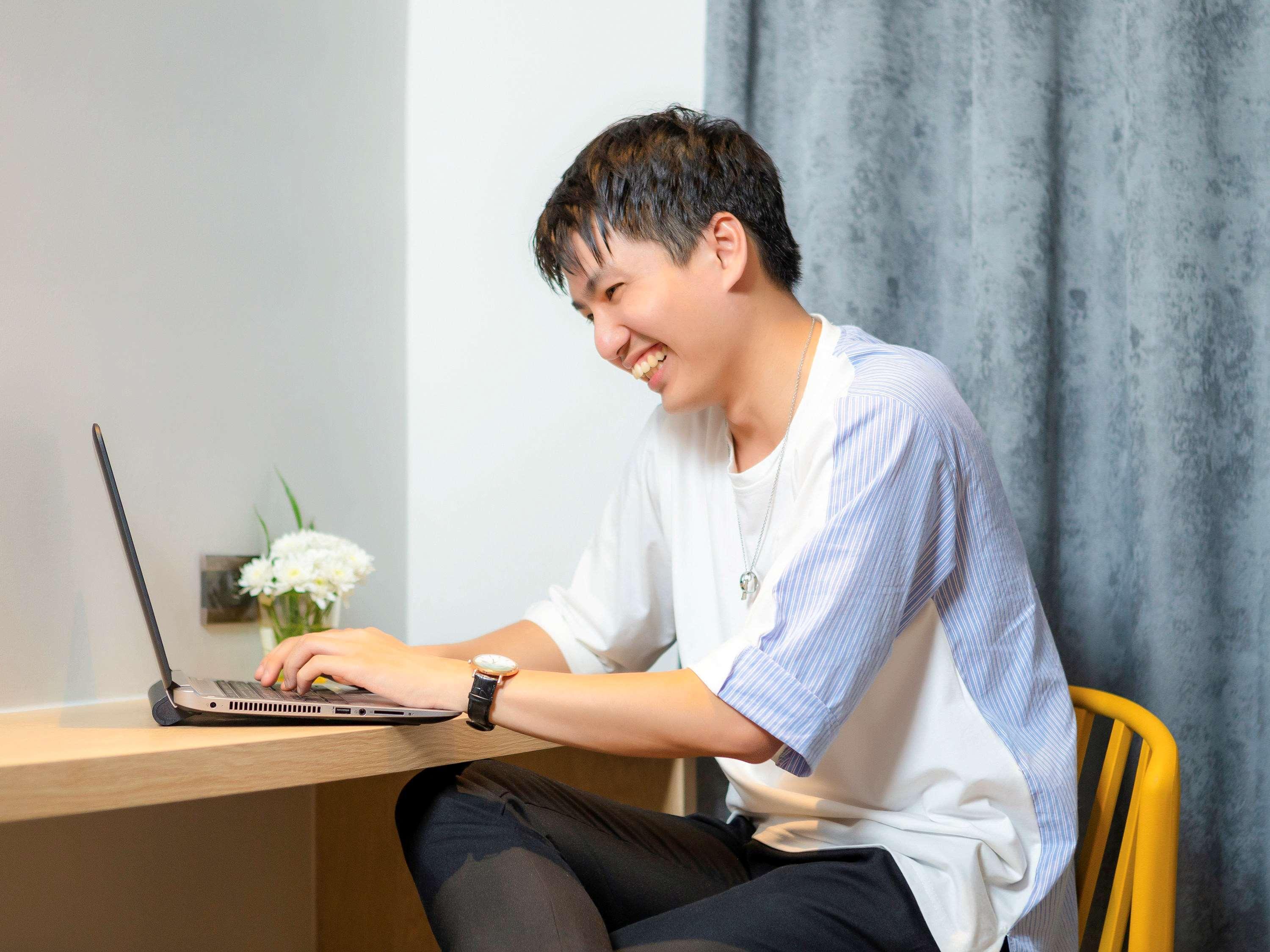 Ibis Styles Bangkok Ratchada Hotel Kültér fotó
