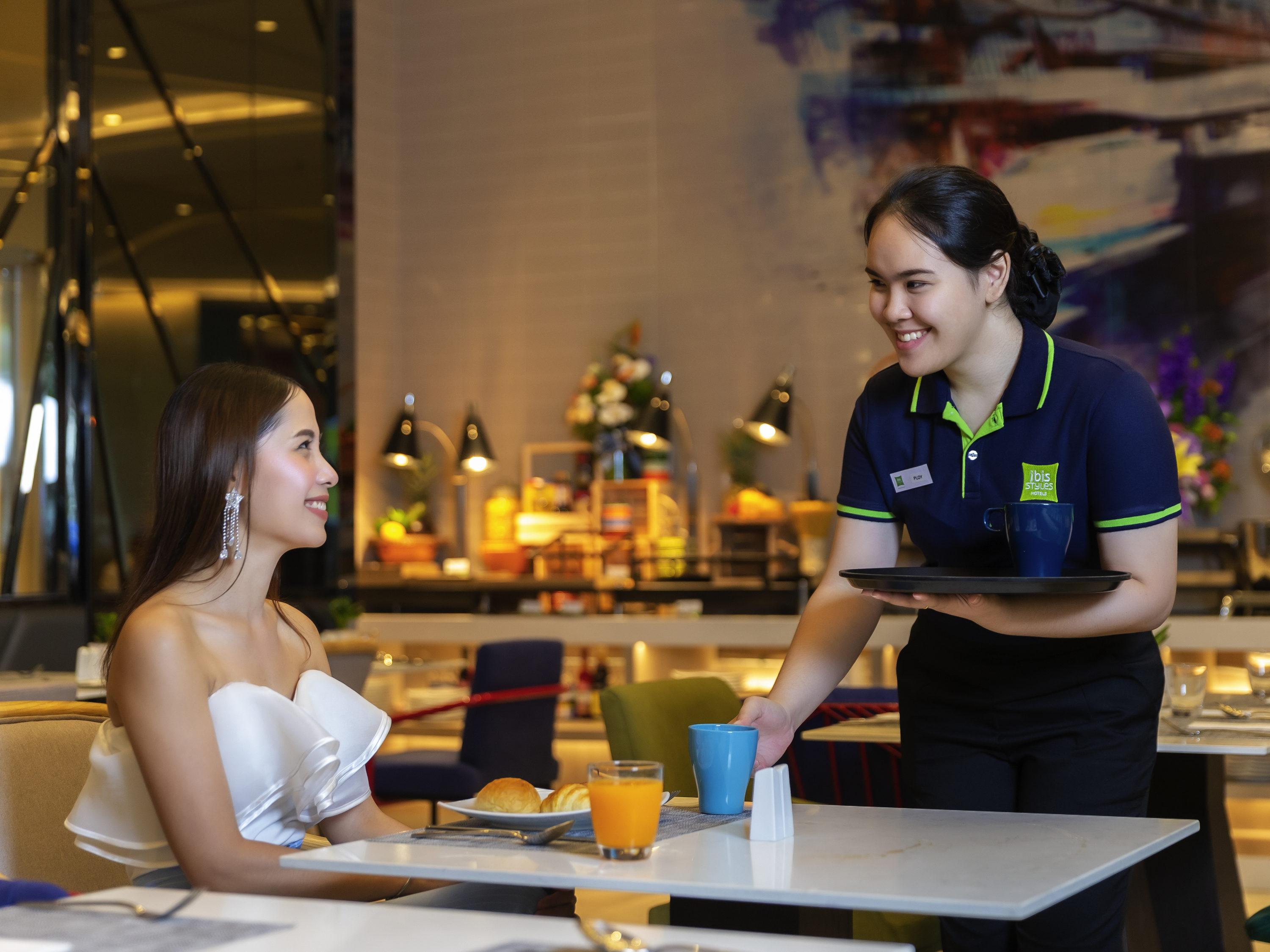 Ibis Styles Bangkok Ratchada Hotel Kültér fotó