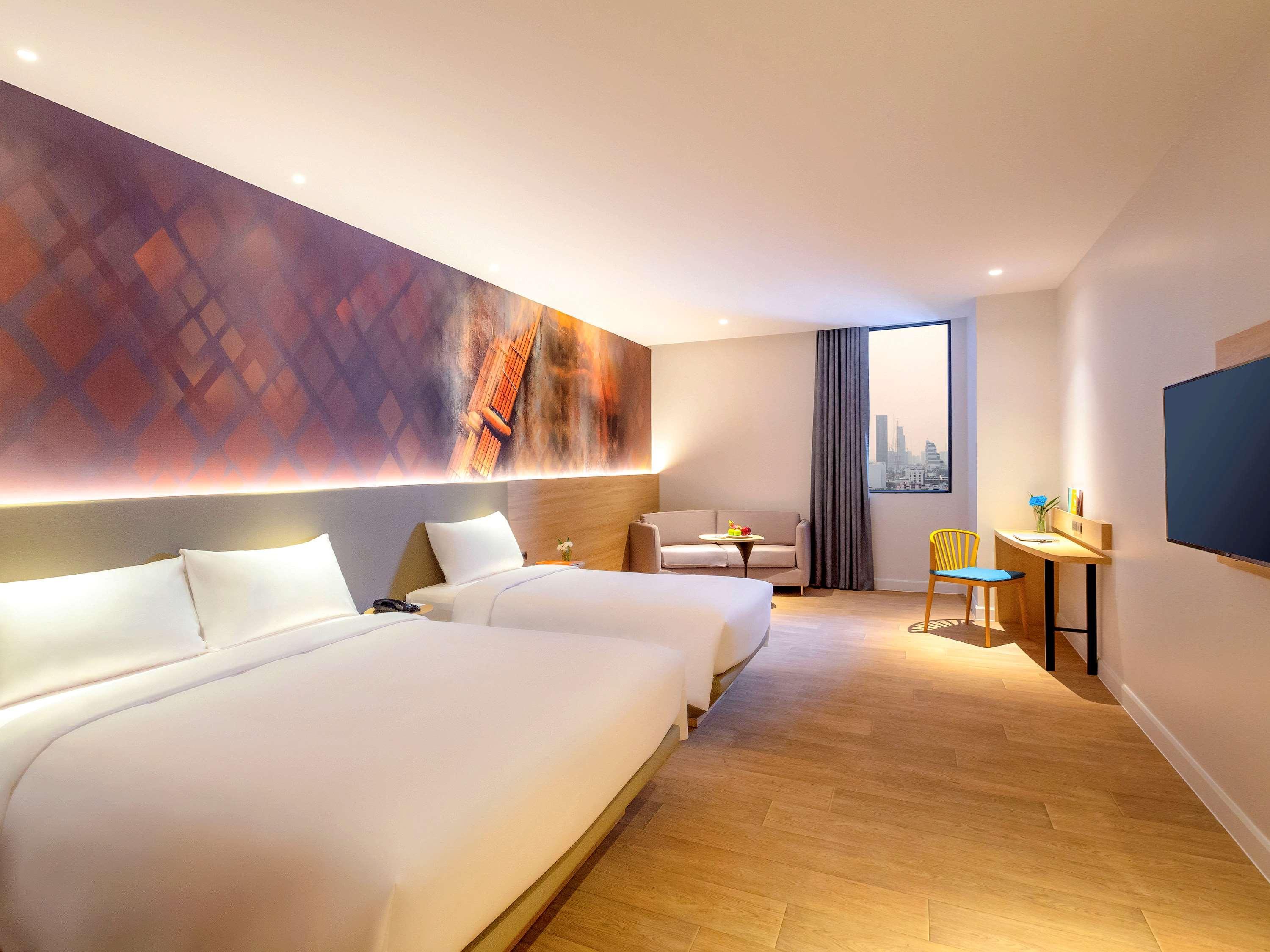 Ibis Styles Bangkok Ratchada Hotel Kültér fotó